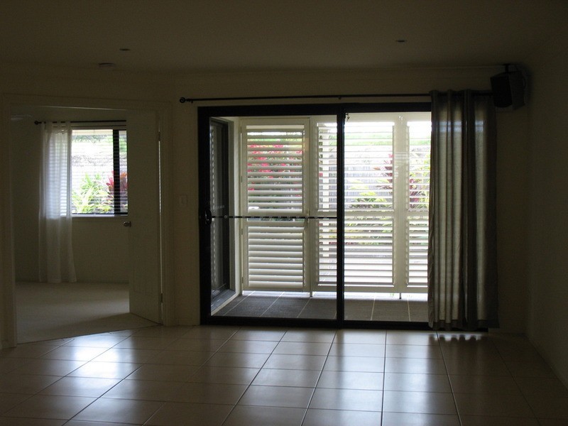 2/4 Heights Drive, Robina QLD 4226