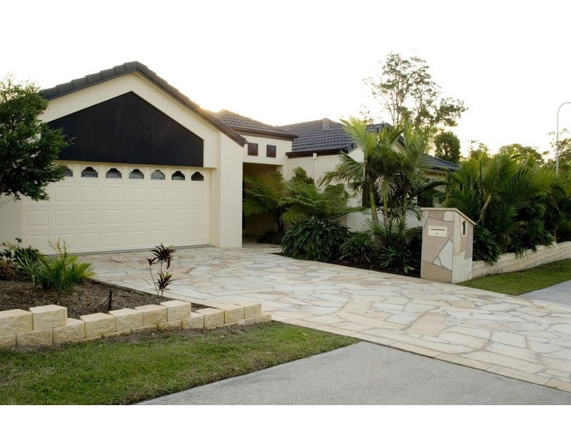 1 Bayswater Avenue, Varsity Lakes QLD 4227