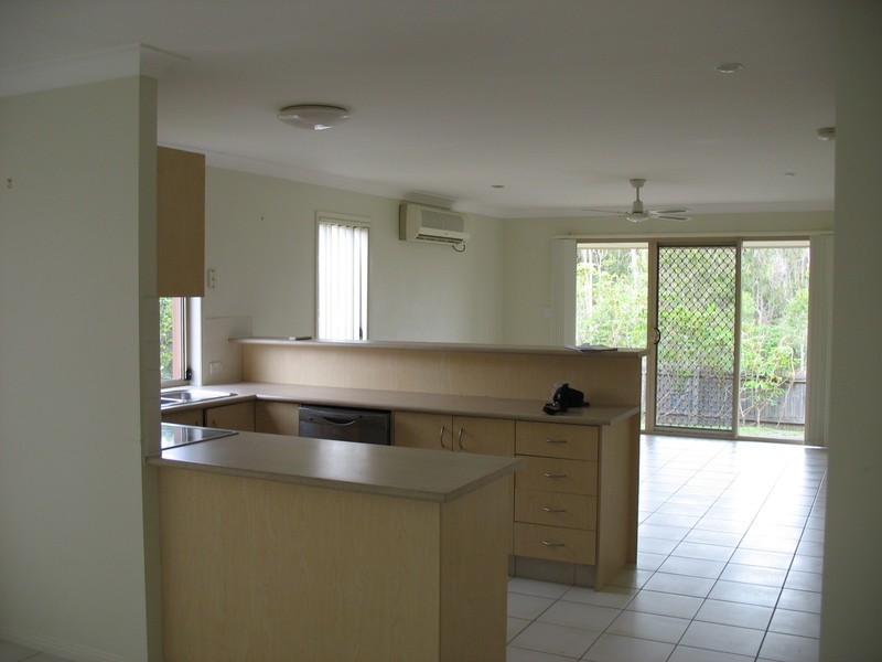 13 Solitaire Place, Robina QLD 4226