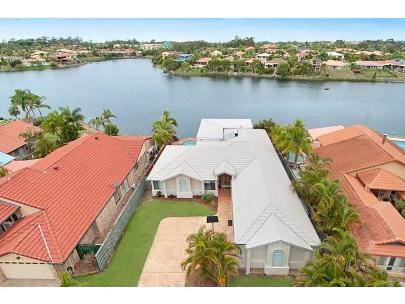 140 Camberwell Circuit, Robina QLD 4226