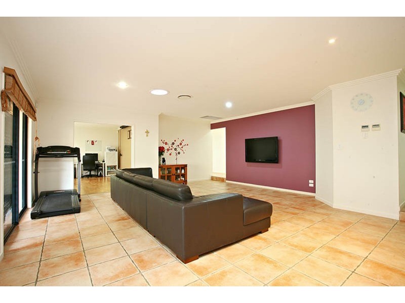 14 Goldwater Drive, Robina QLD 4226