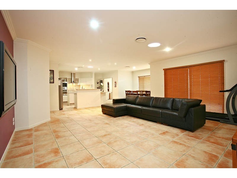 14 Goldwater Drive, Robina QLD 4226