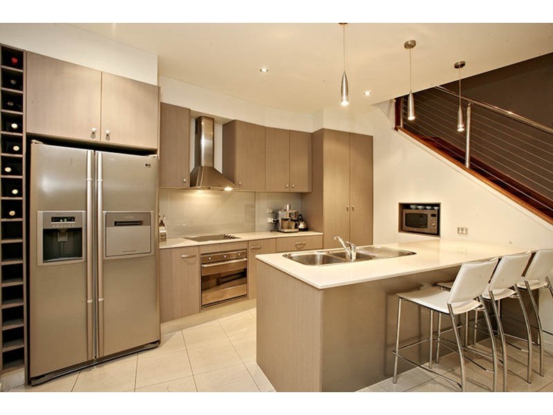 2/27 Port Peyra Crescent, Varsity Lakes QLD 4227