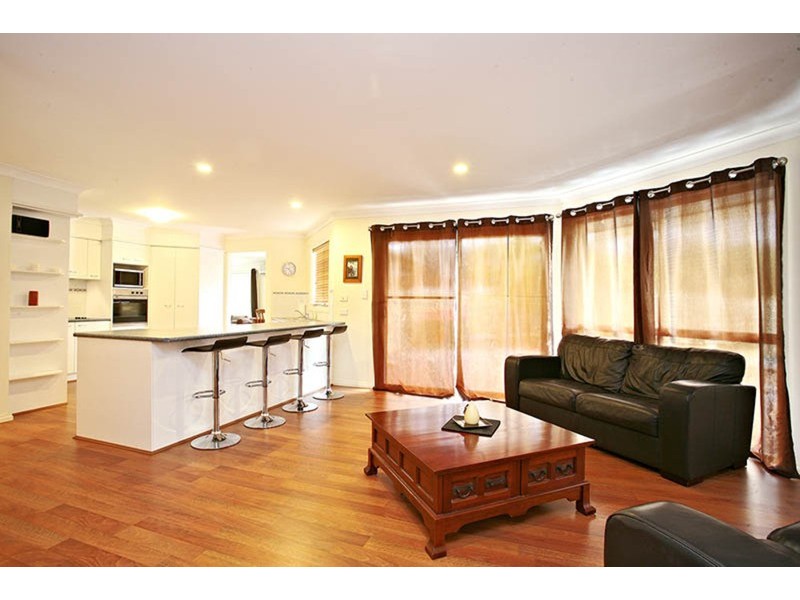 6 Goldwater Drive, Robina QLD 4226