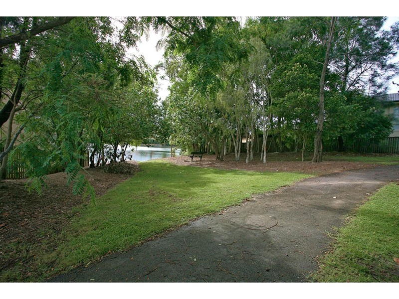 6 Macedon Close, Robina QLD 4226