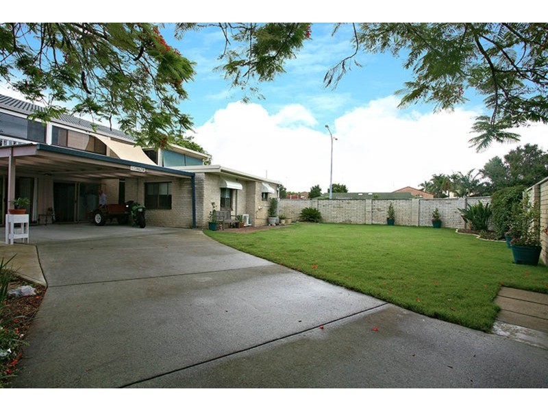 1 Gretel Drive, Mermaid Waters QLD 4218