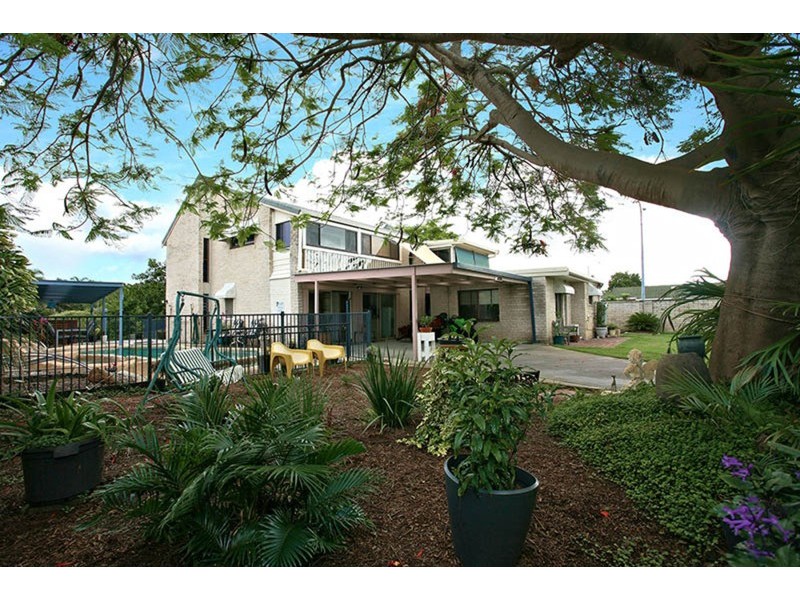 1 Gretel Drive, Mermaid Waters QLD 4218