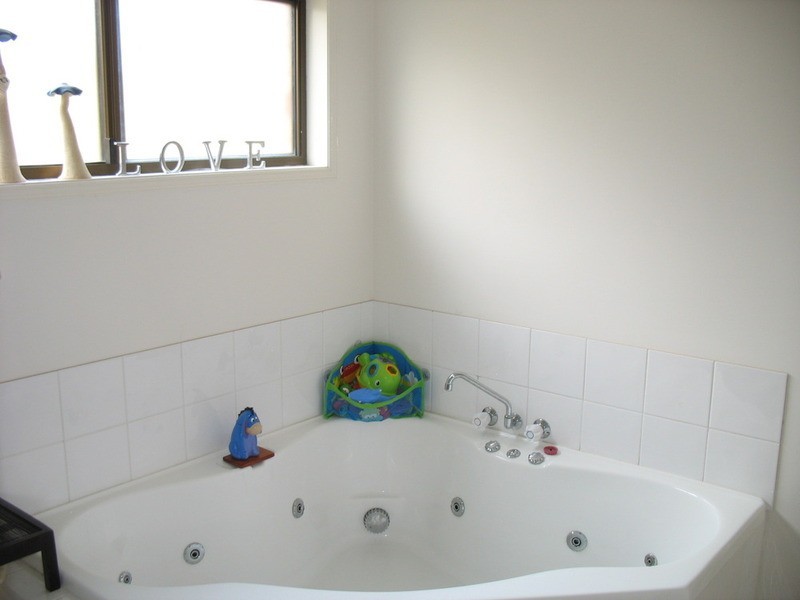 107 Highfield Drive, Merrimac QLD 4226