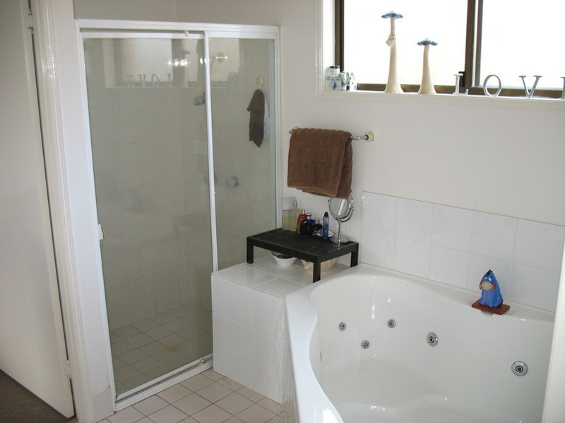 107 Highfield Drive, Merrimac QLD 4226