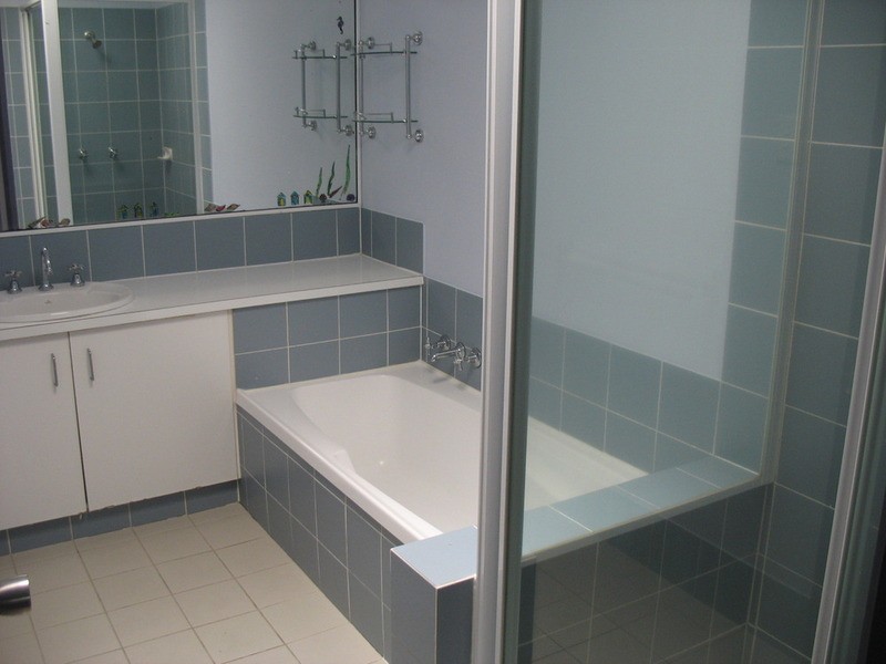 1/5 Greenlands Drive, Varsity Lakes QLD 4227