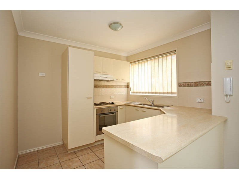 Scholar’s Cove 2/21 Regensberg Close, Varsity Lakes QLD 4227