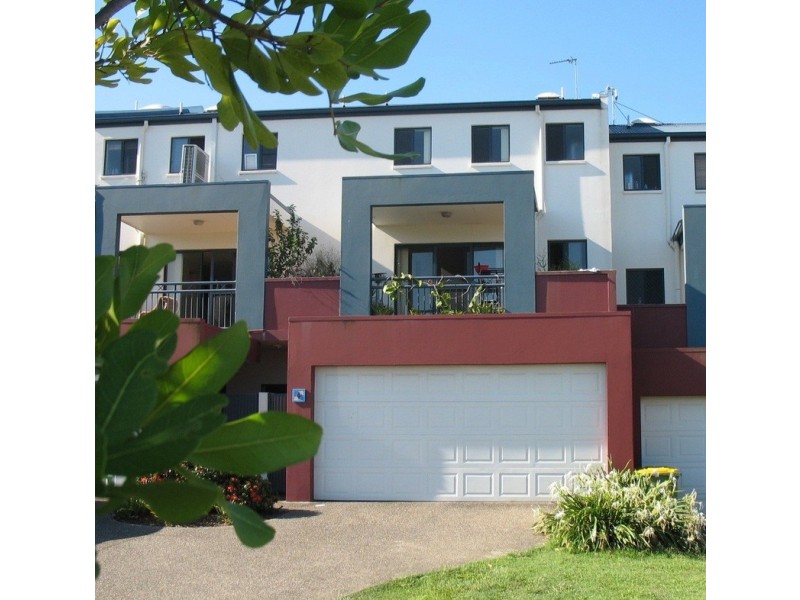 4/23 Peppertree Circuit, Robina QLD 4226