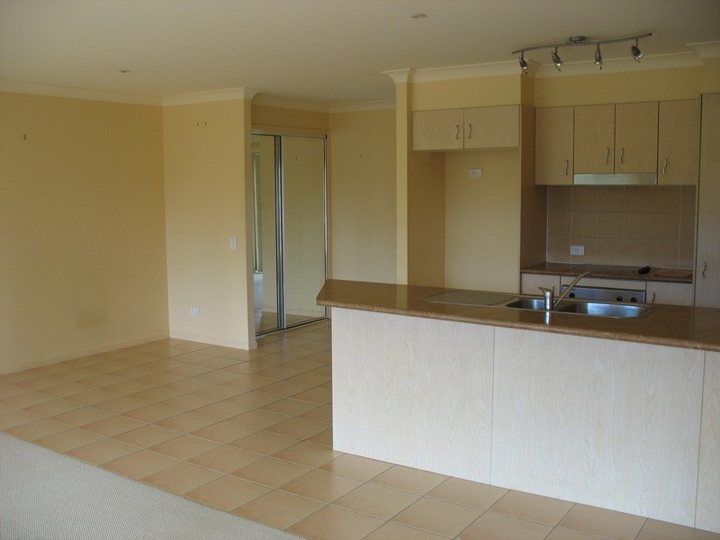 4/23 Peppertree Circuit, Robina QLD 4226