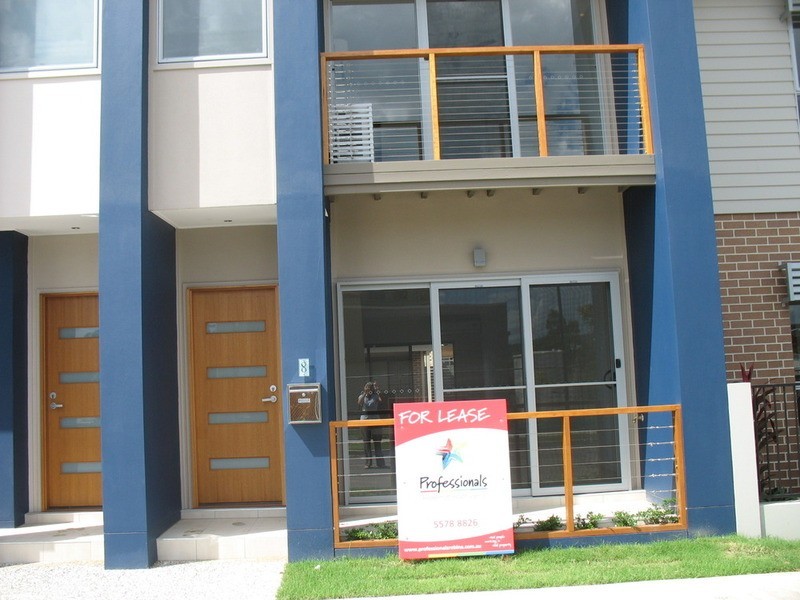8 Jurien Place, Varsity Lakes QLD 4227