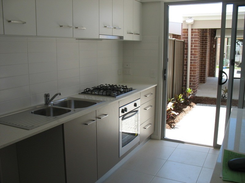 8 Jurien Place, Varsity Lakes QLD 4227