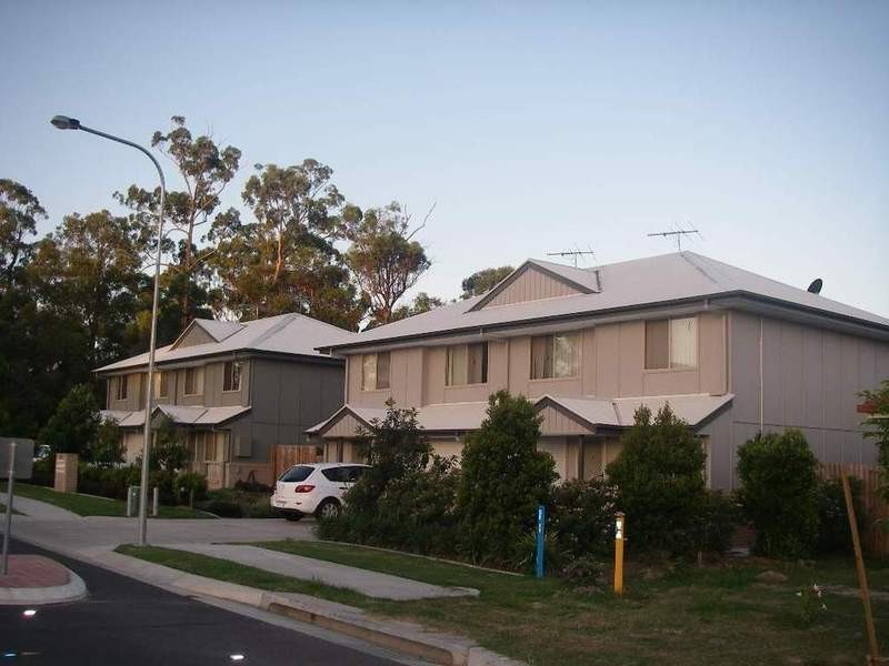 1 & 2/27 Daniella Drive, Marsden QLD 4132