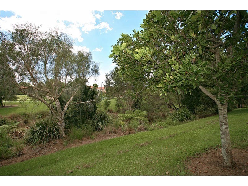 6 Fan Road, Robina QLD 4226