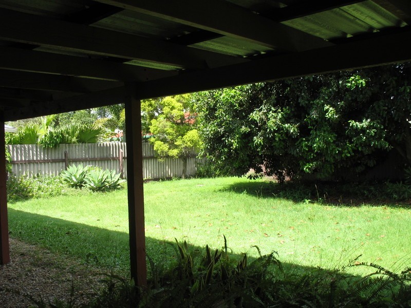 84 Rumrunner Street, Mermaid Waters QLD 4218