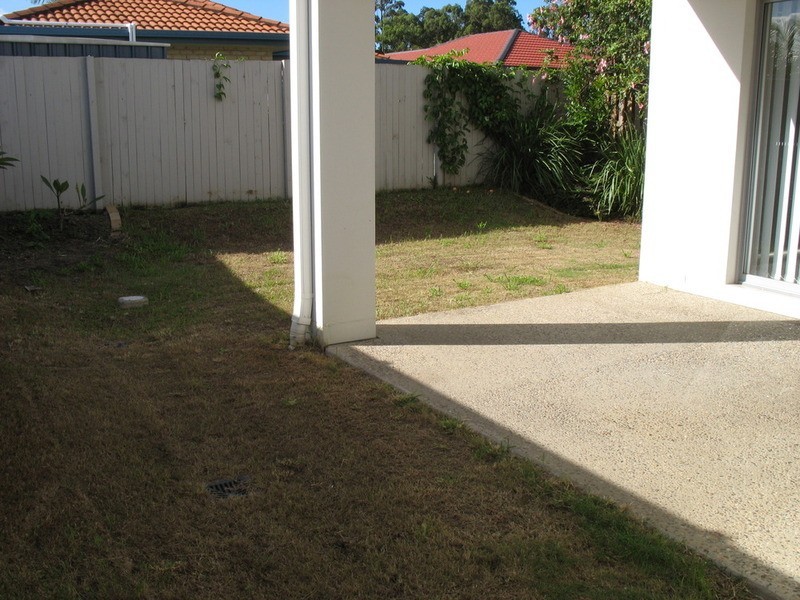 1/32 Marks Avenue, Varsity Lakes QLD 4227