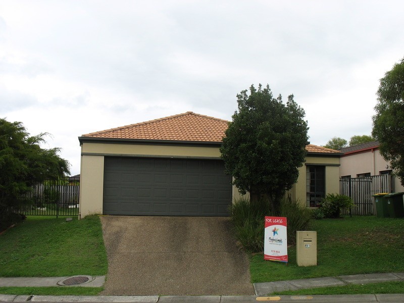 4 Nardoo Street, Robina QLD 4226