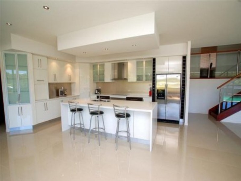 6 Golden Grove Boulevard, Reedy Creek QLD 4227