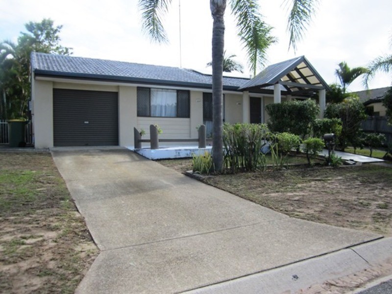 100 Rumrunner Street, Mermaid Waters QLD 4218