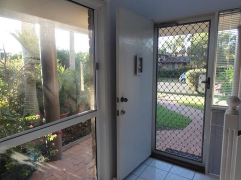 1/9 Cupania Place, Elanora QLD 4221