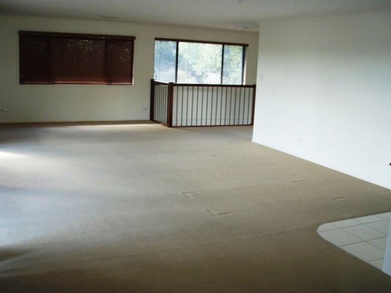 5/2 Ridgeline Way, Highland Park QLD 4211