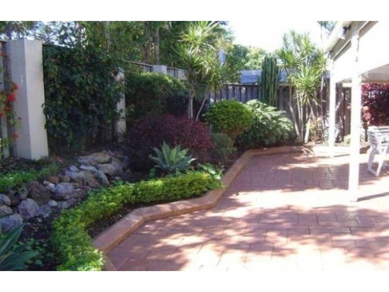 6 Templestowe Court, Robina QLD 4226