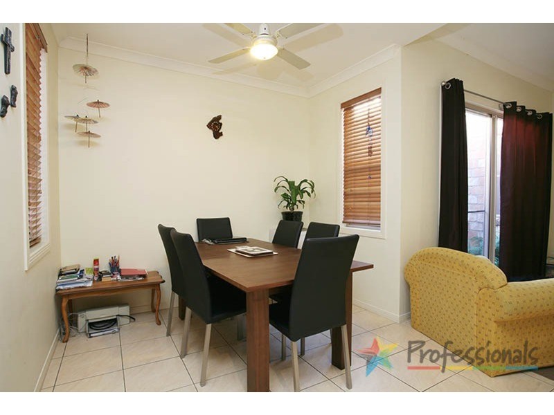 18 Marciana Crescent, Varsity Lakes QLD 4227