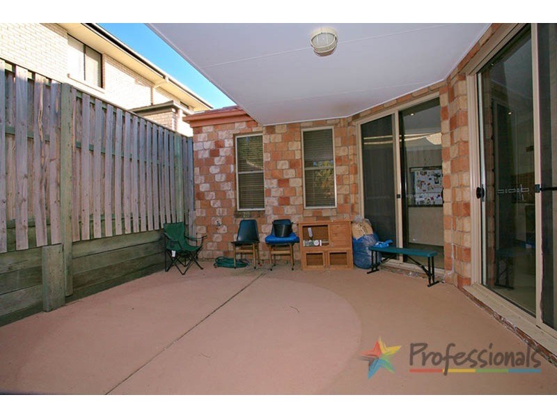 18 Marciana Crescent, Varsity Lakes QLD 4227