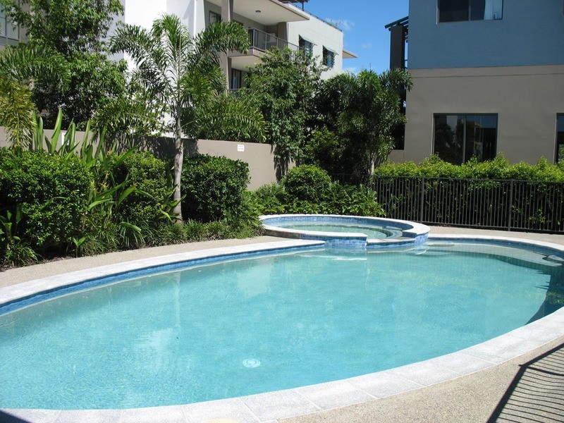 22/1 Acacia Court, Robina QLD 4226