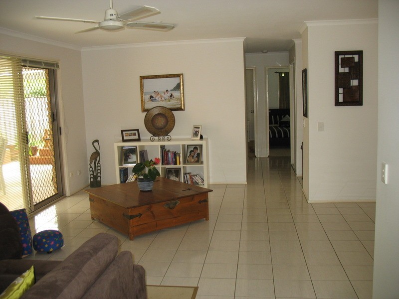 21 Parkside Circuit, Robina QLD 4226