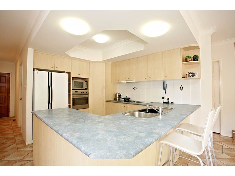 1/8 Peppertree Circuit, Robina QLD 4226