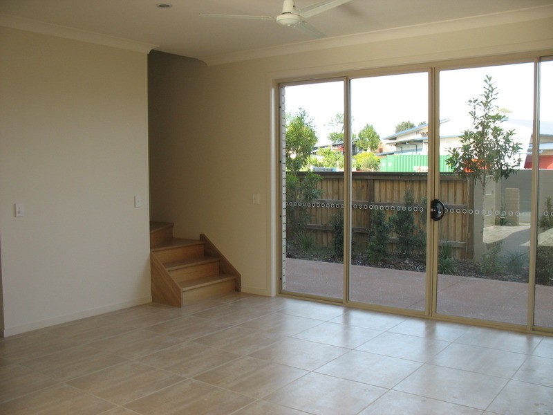 30 Emily Way, Varsity Lakes QLD 4227