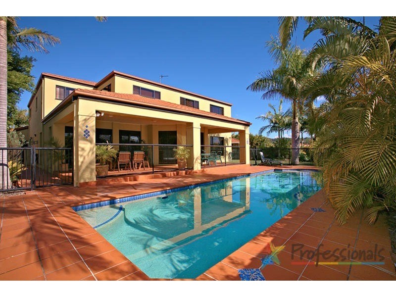 13 Applegum Court, Robina QLD 4226