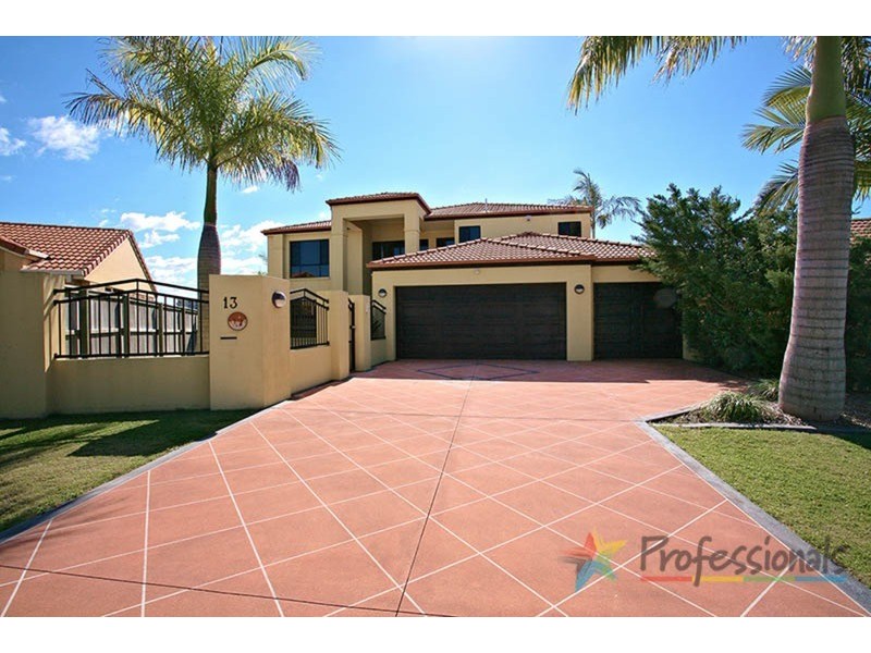 13 Applegum Court, Robina QLD 4226