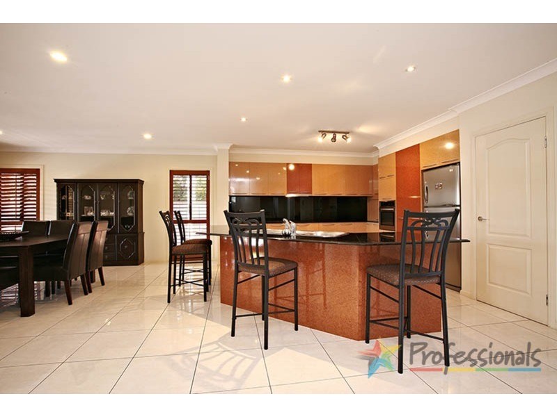 13 Applegum Court, Robina QLD 4226