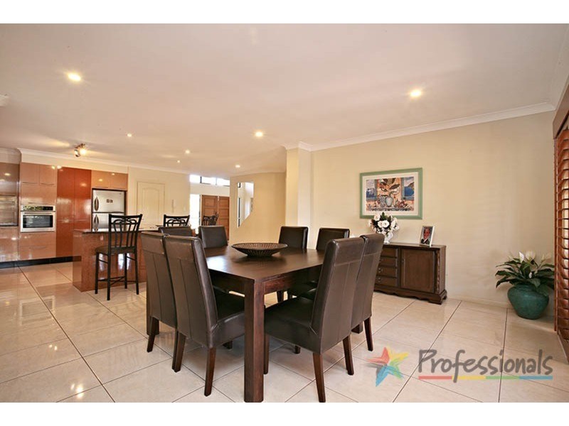 13 Applegum Court, Robina QLD 4226
