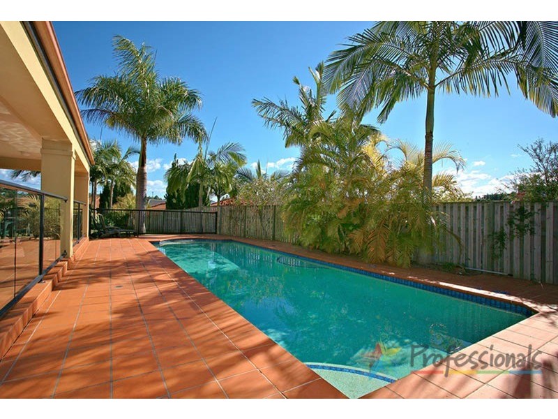 13 Applegum Court, Robina QLD 4226