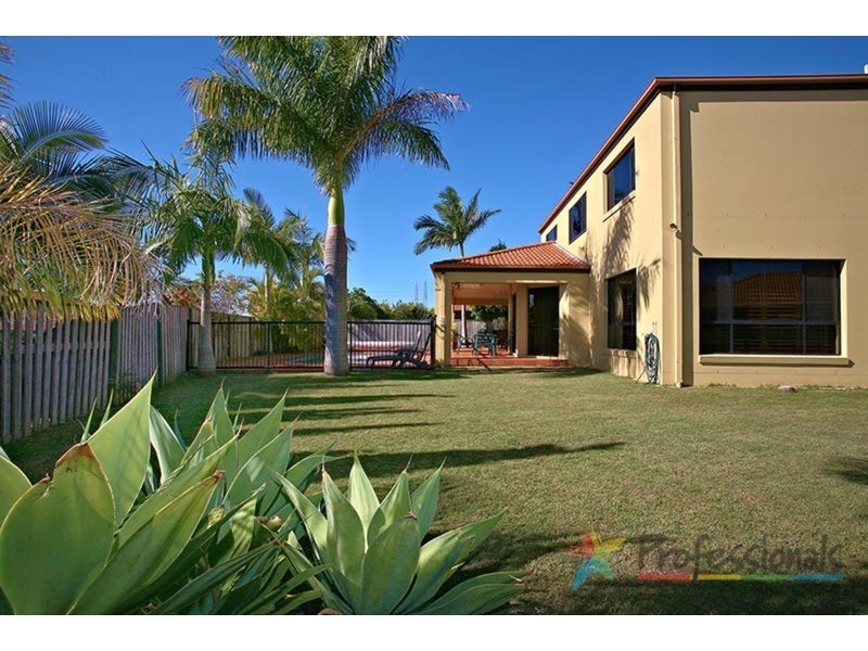 13 Applegum Court, Robina QLD 4226