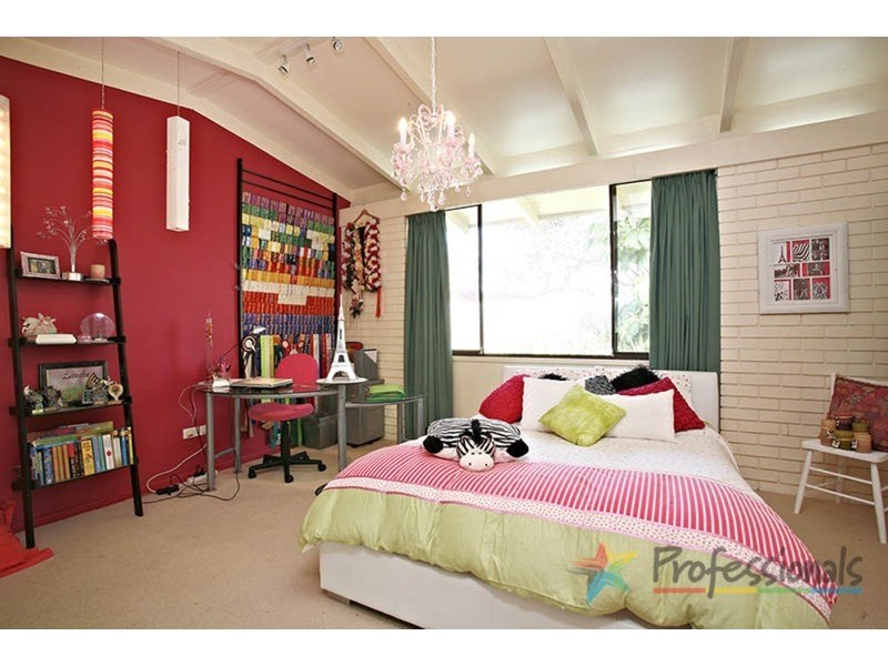 11 Alawara Drive, Tallai QLD 4213