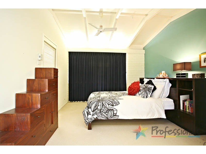 11 Alawara Drive, Tallai QLD 4213