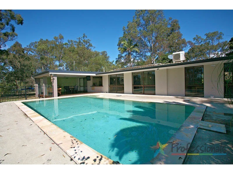 11 Alawara Drive, Tallai QLD 4213