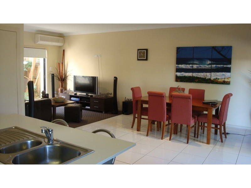 1/3 Castello Circuit, Varsity Lakes QLD 4227