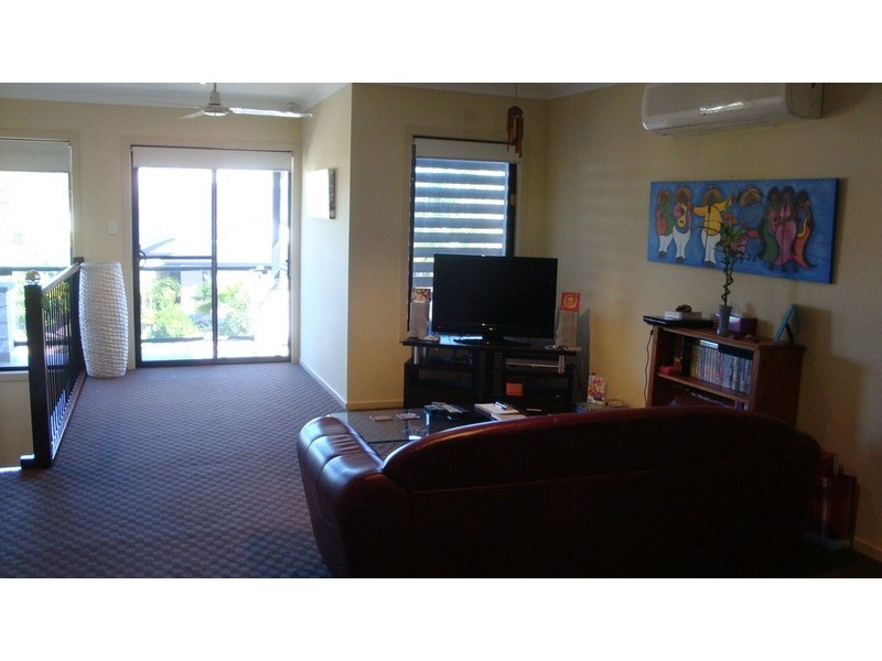 1/3 Castello Circuit, Varsity Lakes QLD 4227
