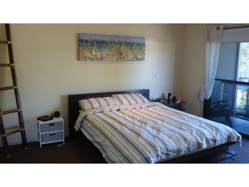 1/3 Castello Circuit, Varsity Lakes QLD 4227