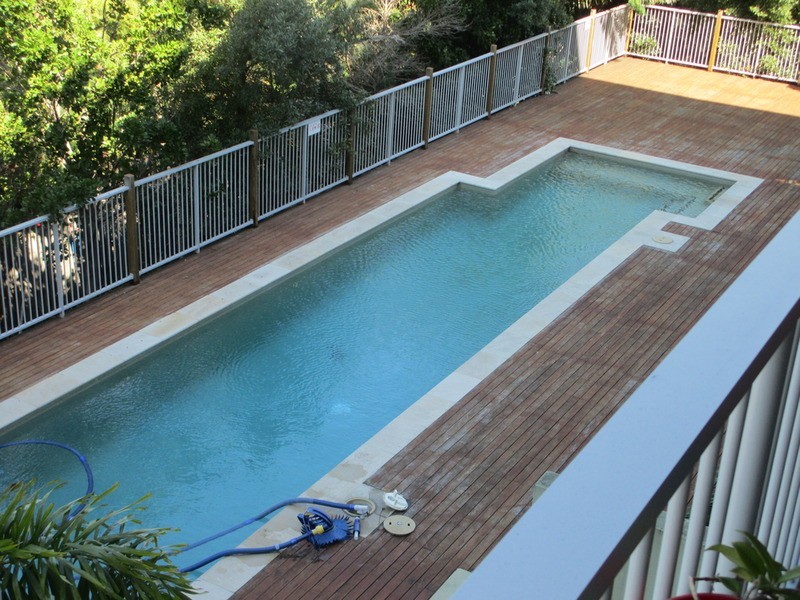 1/42 Scottsdale Drive, Robina QLD 4226