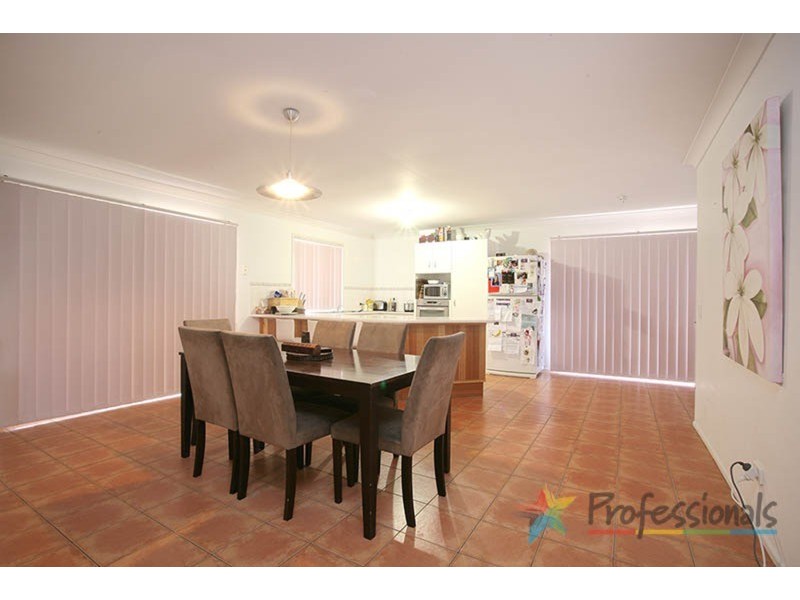 12 Carla Court, Varsity Lakes QLD 4227