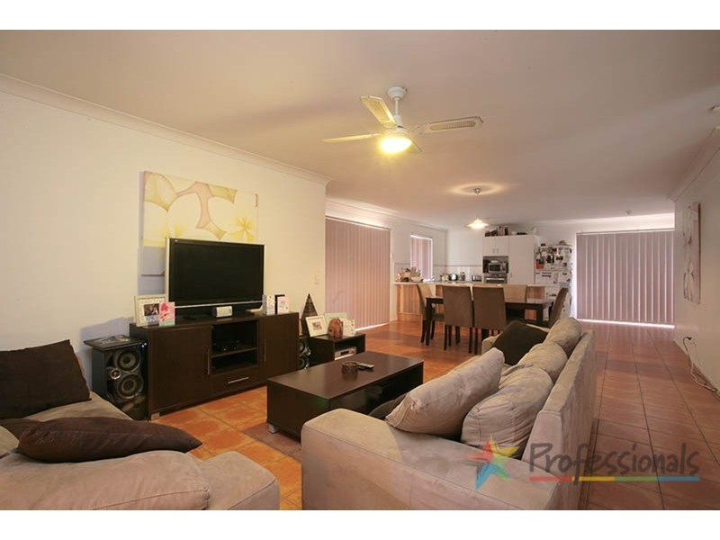 12 Carla Court, Varsity Lakes QLD 4227